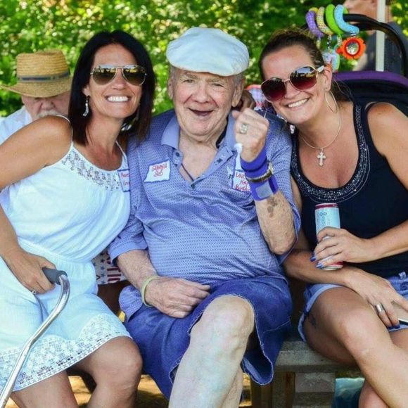 Meet your Posher, Caroline - Picture 1 of 1